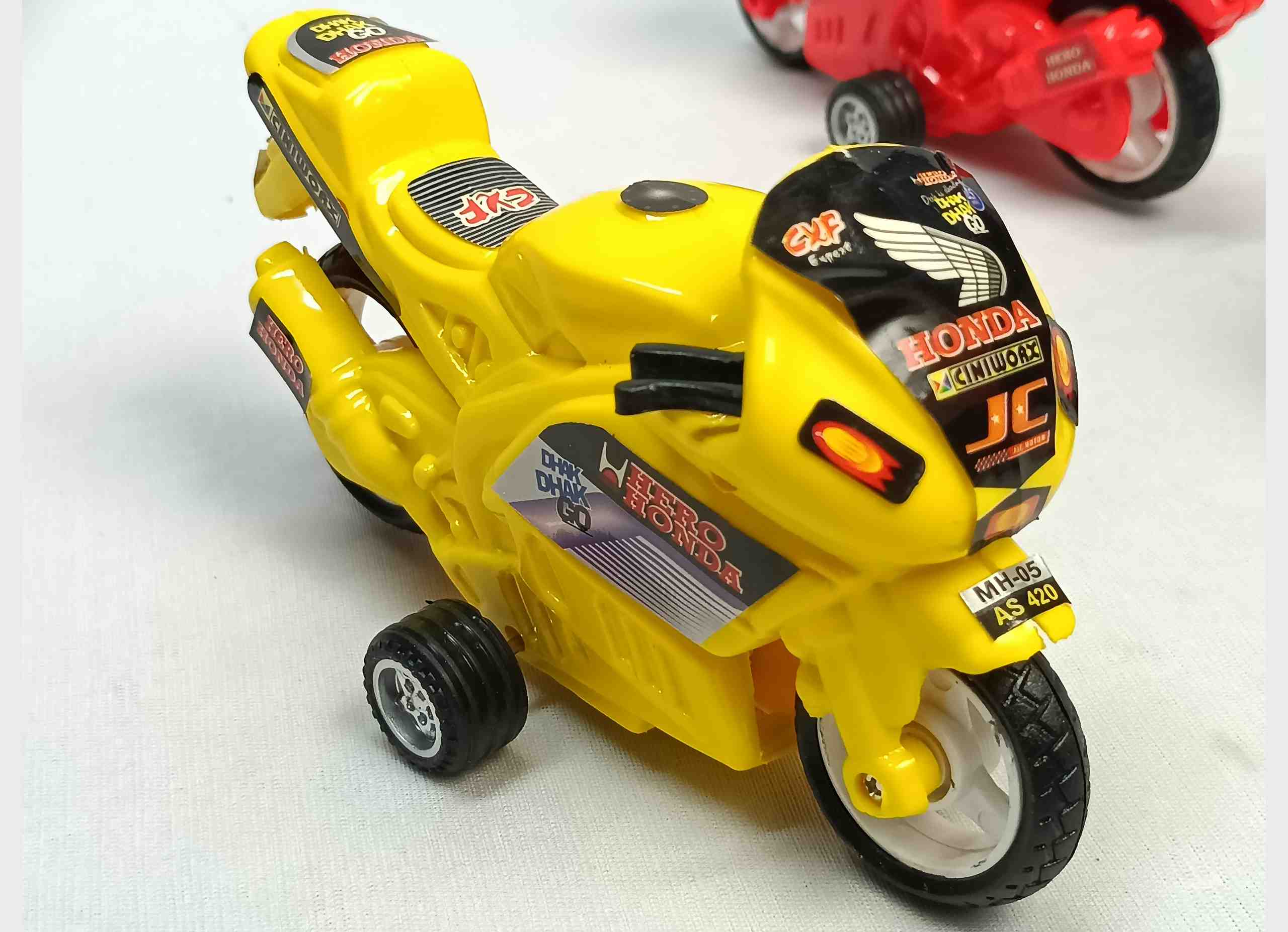 Shinsei Pull Back Hero Honda Bike Toy (Color May Vary) for (5-8Years)  Online India, Buy at  - 12717793