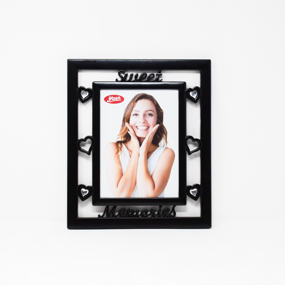 Single photo clearance frames